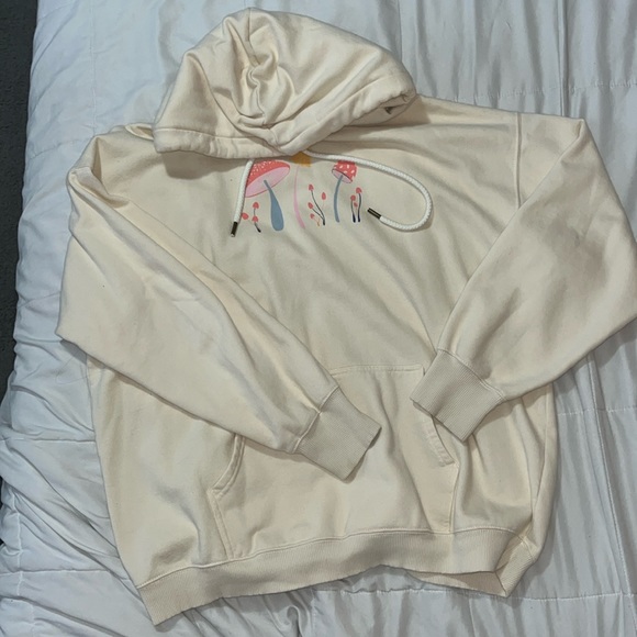 American Eagle Sweatshirt - Picture 2 of 3